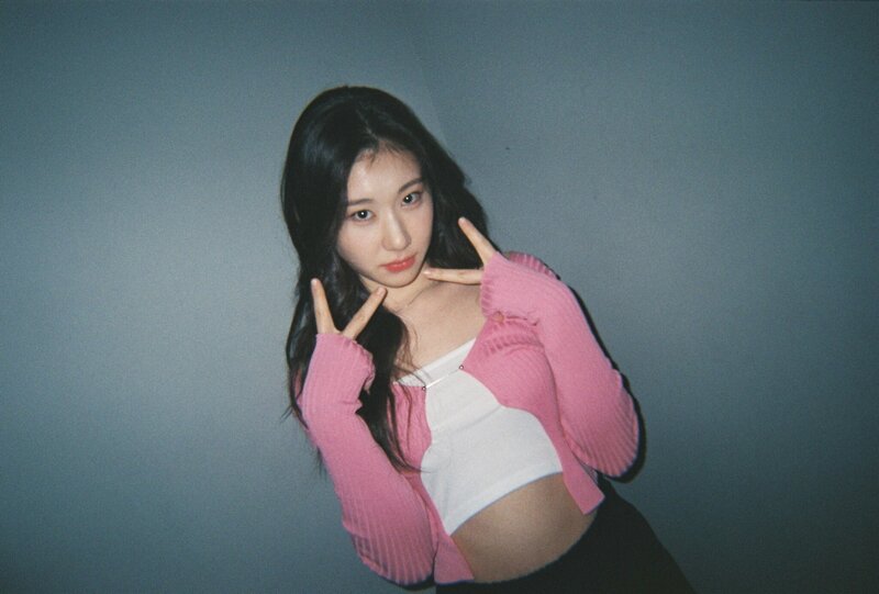 220410 ITZY SNS Update - Chaeryeong documents 6