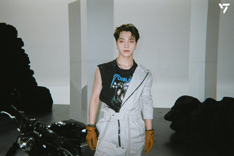 220619 SEVENTEEN ‘Face the Sun’ Behind film photo Part 2 - Dino | Weverse documents 2