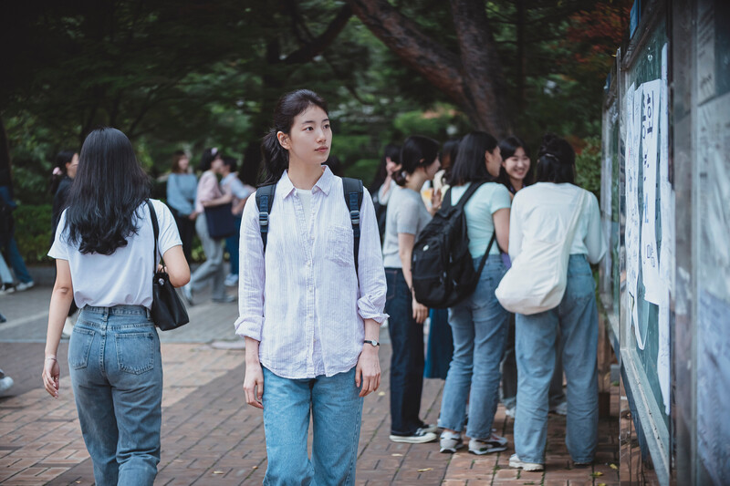 220710 SOOP Naver Post - Bae Suzy - 'Anna' Behind the Scenes documents 9