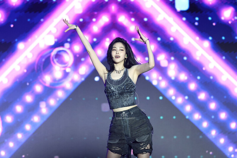 240907 ITZY Ryujin - INK Incheon K-Pop Concert documents 8