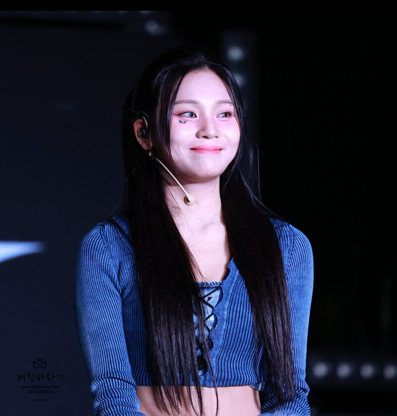 241107 VIVIZ Umji - 'VOYAGE' Special Stage documents 2