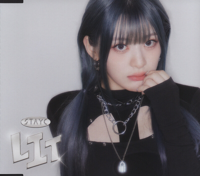 STAYC - Japan 3rd Single 'LIT' (Scans) documents 7