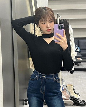 220930 Wendy Instagram Update