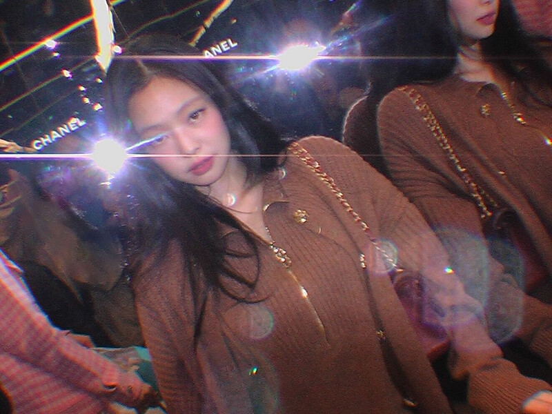 241001 - JENNIE Instagram Update documents 11