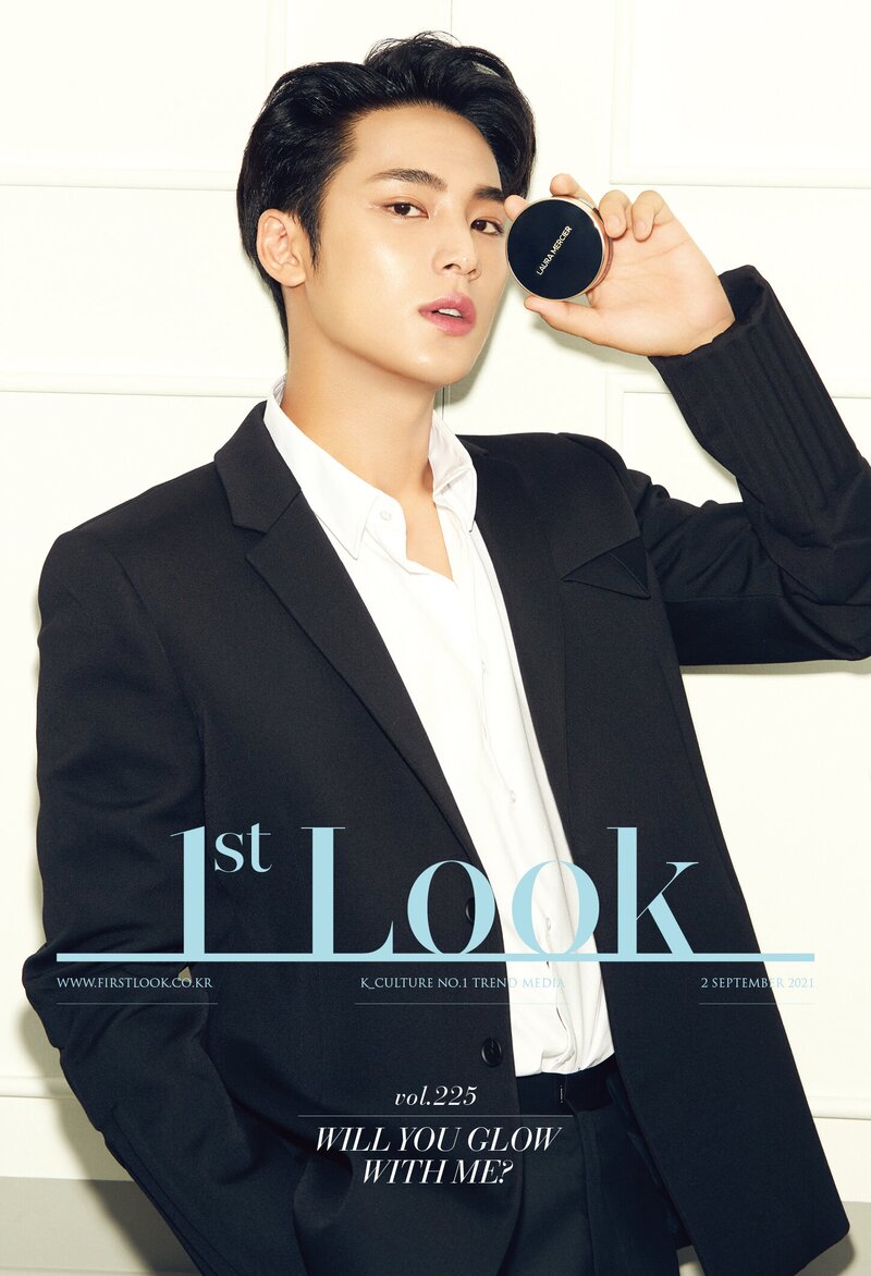 SEVENTEEN's Mingyu for 1st Look Magazine Vol. 222 documents 1