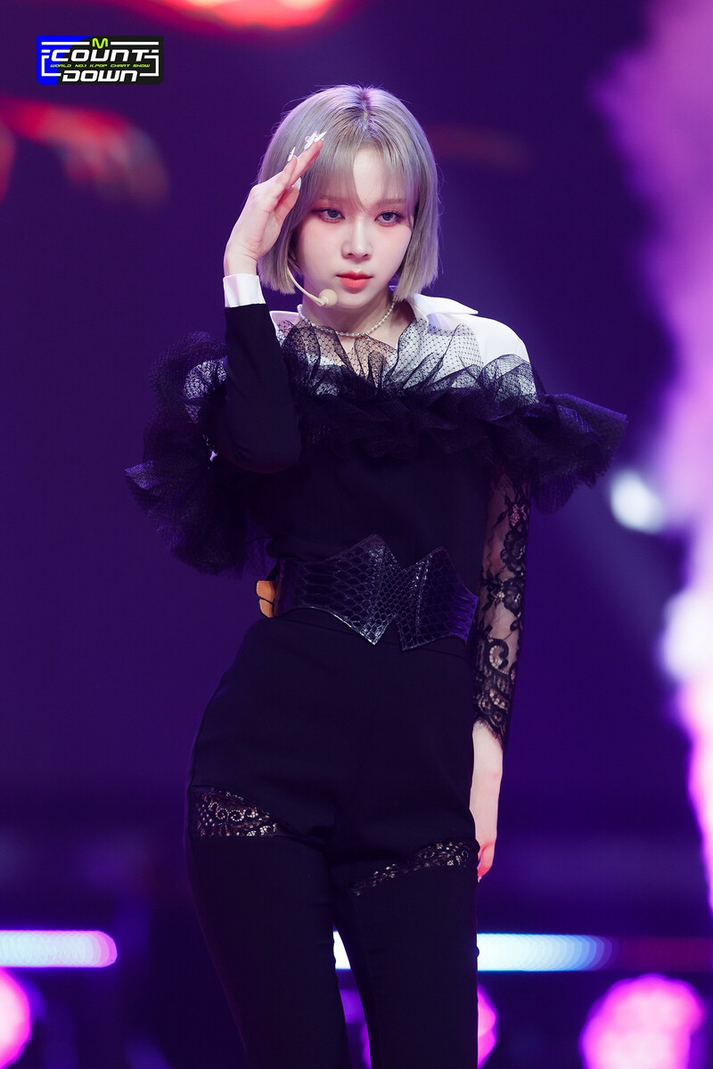 220714 aespa - 'Illusion' at M Countdown documents 20