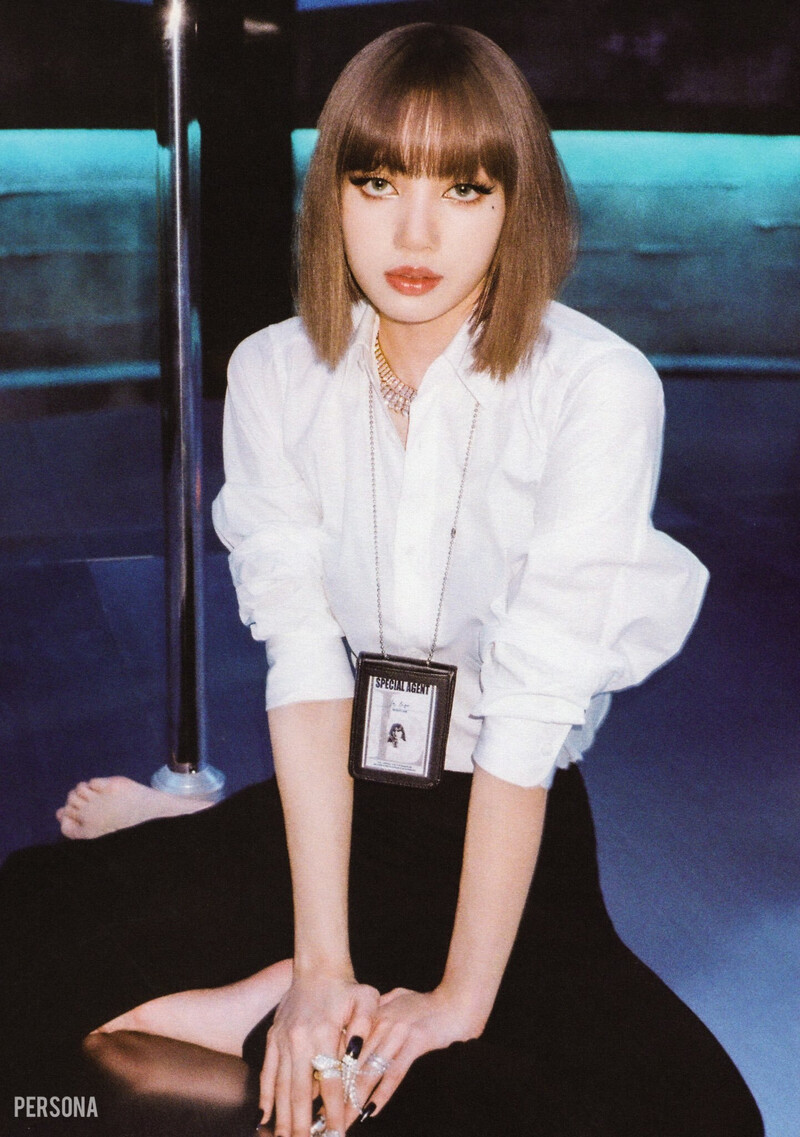 BLACKPINK Lisa - LISA 0327 VOL 03 Photobook Scans documents 20