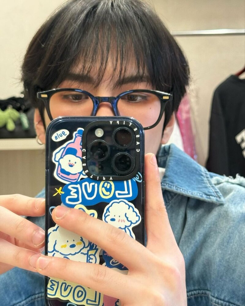 240417 - Hwanhee Instagram Update documents 2
