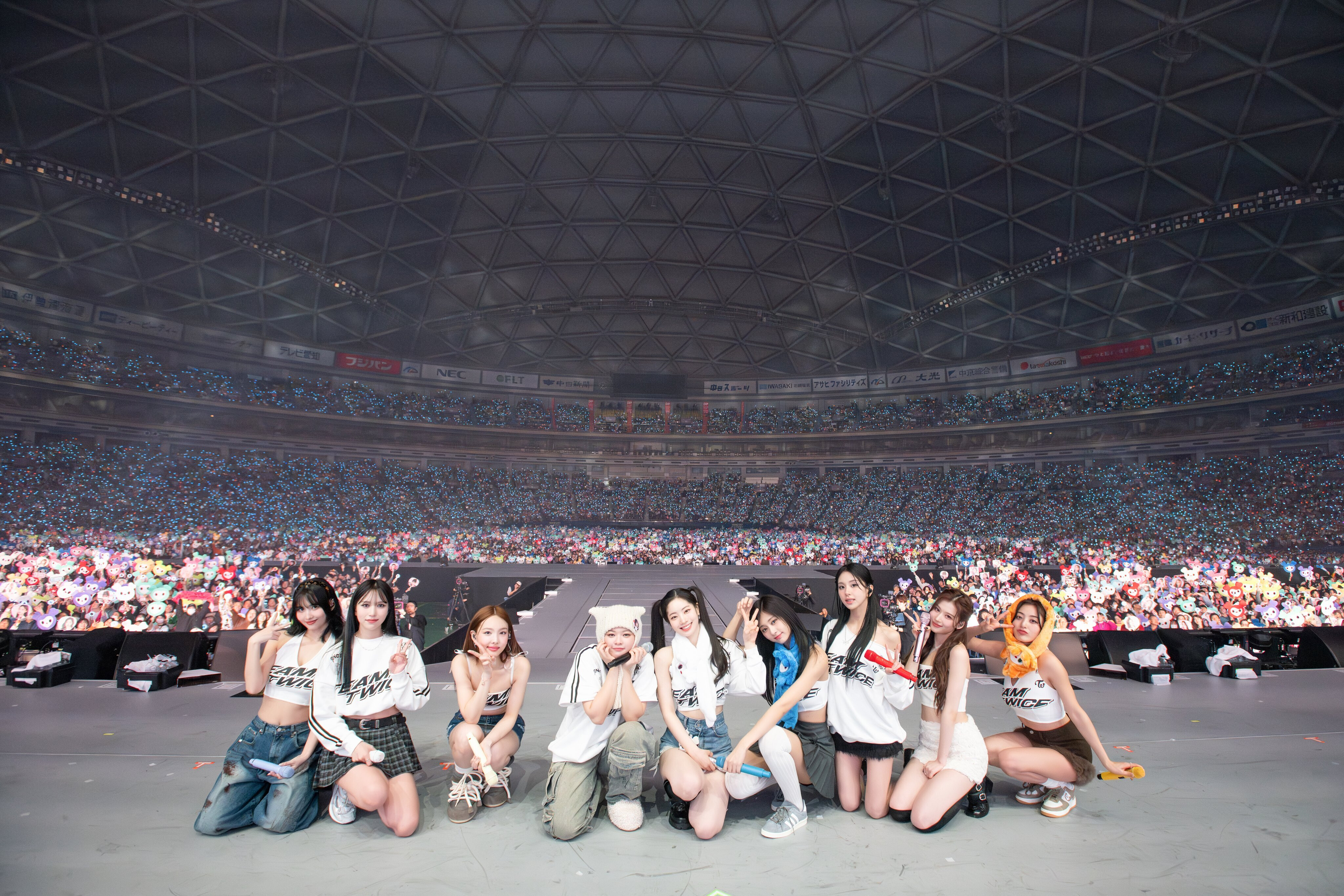 231216 - TWICE Japan Twitter Update - TWICE 5TH WORLD TOUR 'READY 