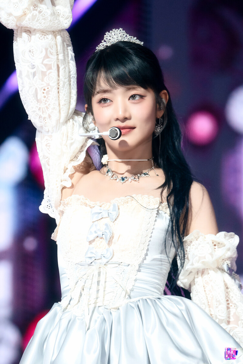 230604 (G)I-DLE Minnie - ‘Queencard’ at Inkigayo documents 1