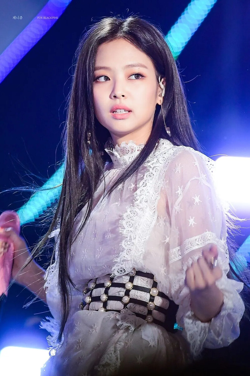 September 24, 2017 Jennie | Kpopping