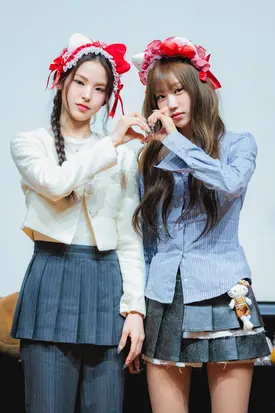 250112 izna Mai & Choi Jungeun at withmuu Fansign