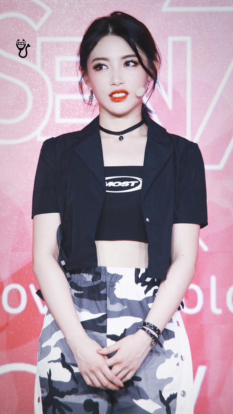 190907 SEN7ES Diamond at SNH48 7SENSES x OWLIE Mini Showcase in Seoul documents 6