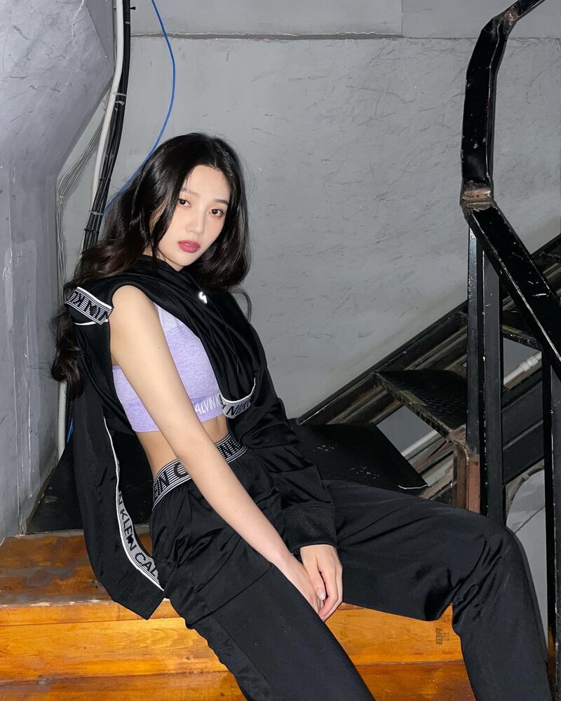 210906 Red Velvet Joy Instagram Update documents 1