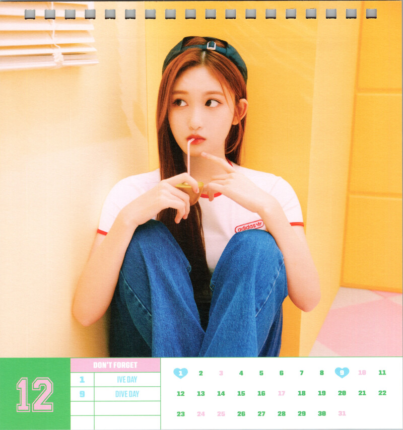 IVE 2023 Season's Greetings (Scans) documents 3