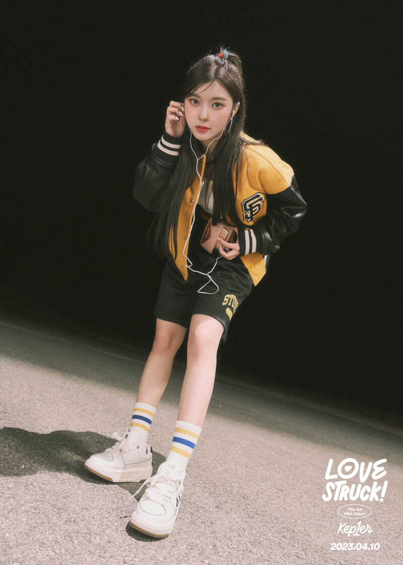 Kep1er 4th Mini Album 'LOVESTRUCK!' Concept Teasers documents 1