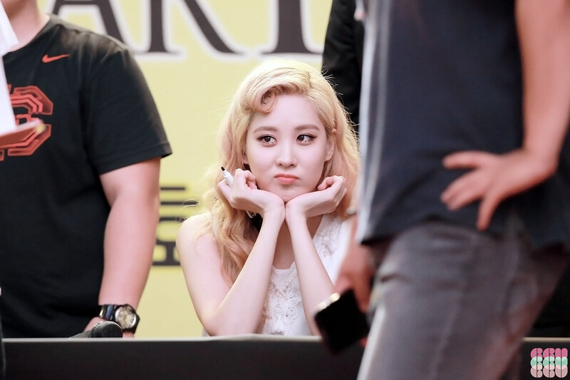 150827 Girls' Generation Seohyun at Lion Heart Daejeon Fansign documents 4