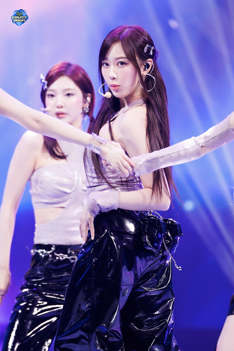 240523 aespa Giselle - 'Supernova' at M Countdown documents 3