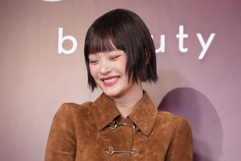 241120 HANNI at the Gucci Beauty Event in Japan documents 4