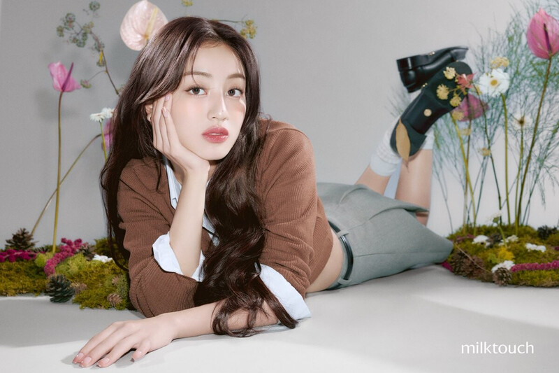 TWICE Jihyo for Milk Touch 2024 - Clear Autumn Mood Collection documents 1