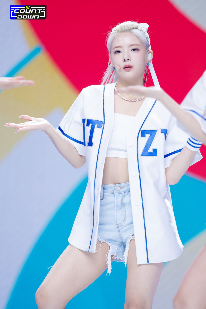 230803 - ITZY 'None of My Business' at M COUNTDOWN documents 1