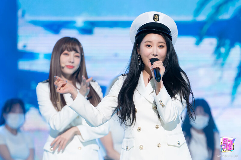 210321 Brave Girls - Rollin' at Inkigayo documents 8