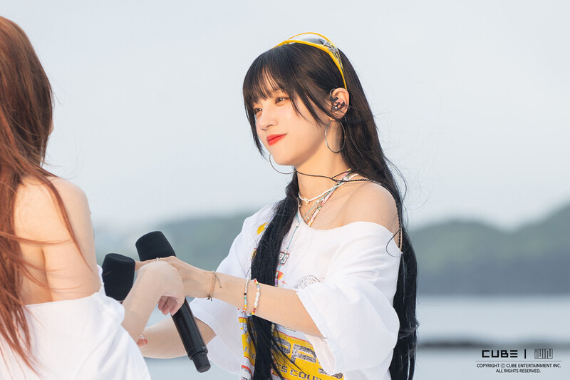 240921 - (G)I-DLE 'Klaxon' Special Performance Video in Jeju Island - Behind Photos documents 3