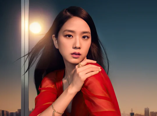 Jisoo's Favourite Cartier Watches, From Tank Must to Panthère de