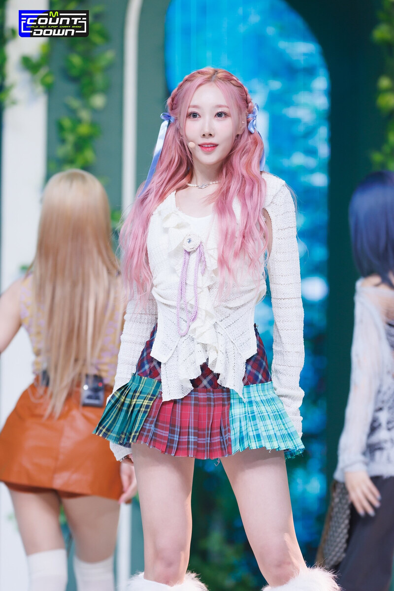 230525 Dreamcatcher Handong - 'BONVOYAGE' at M COUNTDOWN documents 1