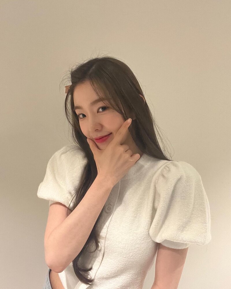 220407 Red Velvet Irene Instagram Update documents 1