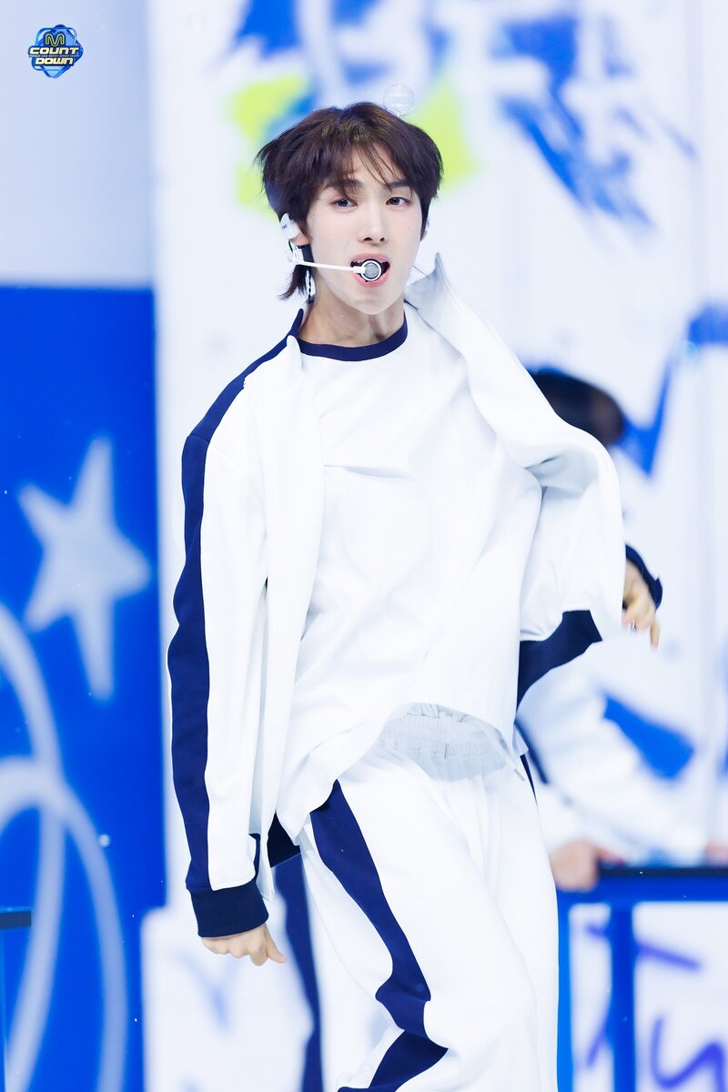240222 TWS Youngjae - 'BFF' at M Countdown documents 4