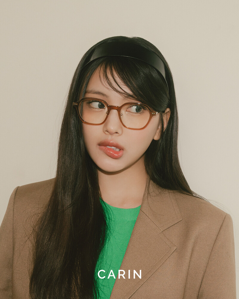 NewJeans for Carin - 24FW Eyeglasses Collection 'Can't Take My Eyes Off You' documents 3