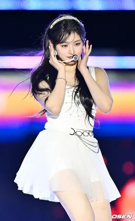 241019 Fifty Fifty Athena at 30th Dream Concert 2024