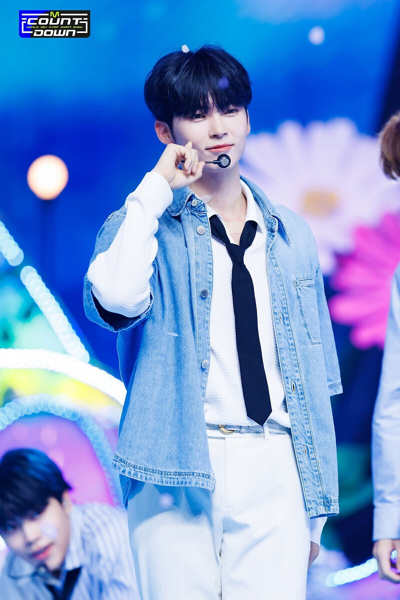 230713 ZEROBASEONE - 'In Bloom' at M COUNTDOWN documents 24