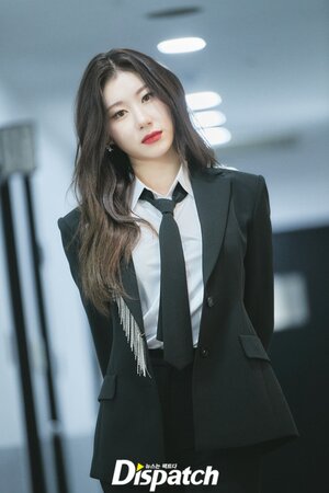 220411 ITZY Chaeryeong 1st Fanmeeting Photoshoot by Dispatch