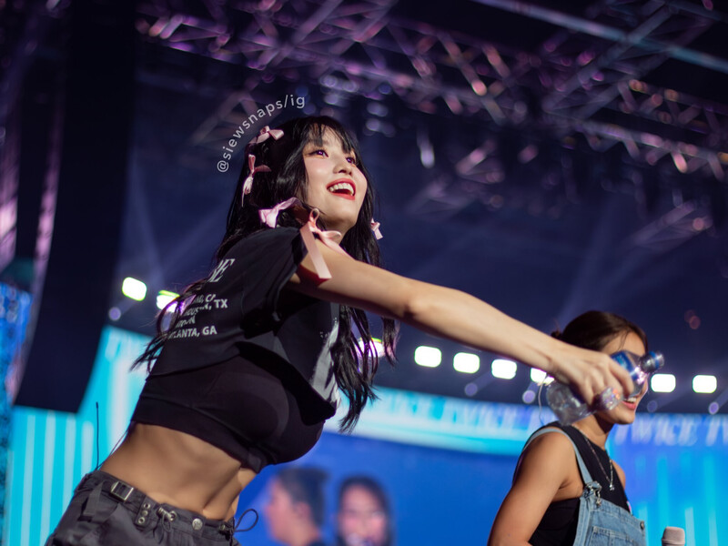 230621 TWICE Momo - ‘READY TO BE’ World Tour in Dallas documents 1