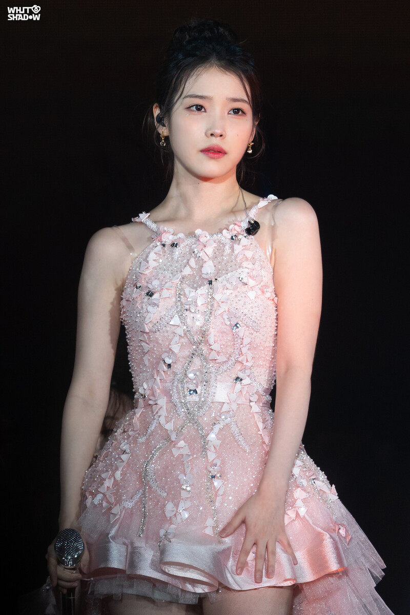 240706 IU - ‘H.E.R.’ World Tour in Osaka Day 1 documents 1