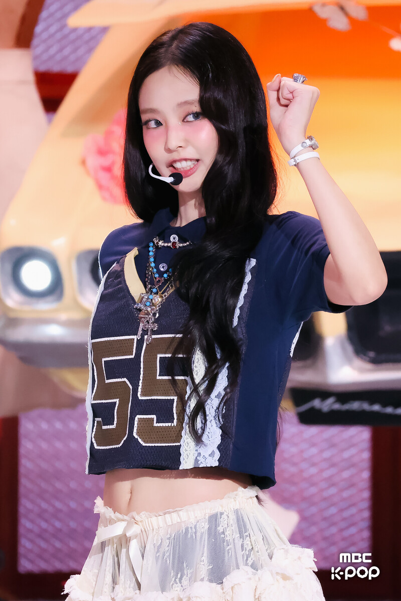 241019 JENNIE - 'Mantra' at Music Core documents 4