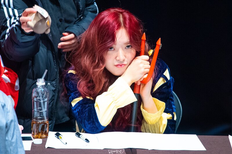 191214 AOA Chanmi at 'NEW MOON' Fansign documents 1
