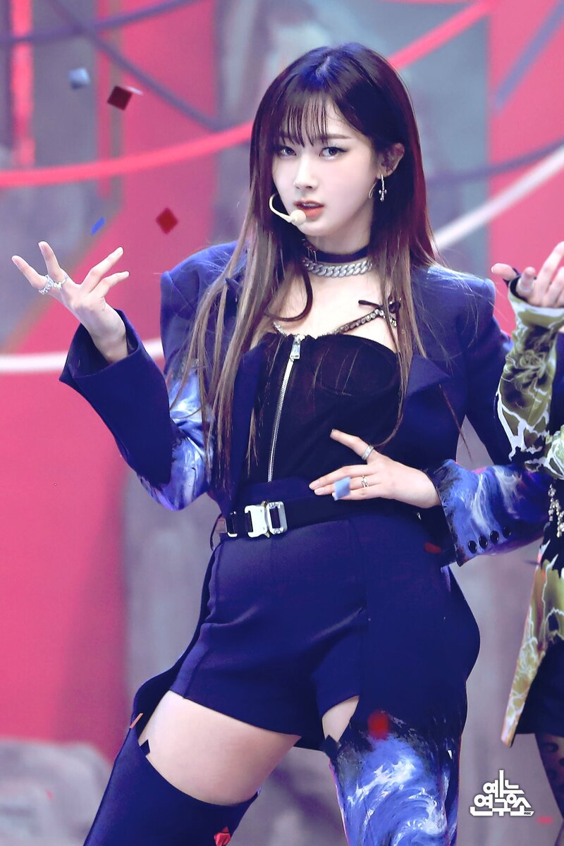 211016 aespa - 'Savage' at Music Core documents 7