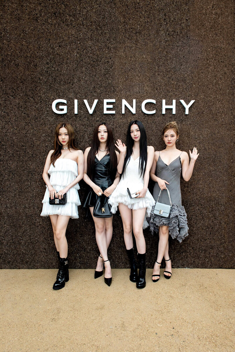 221002 aespa - Givenchy Paris Fashion Week documents 4