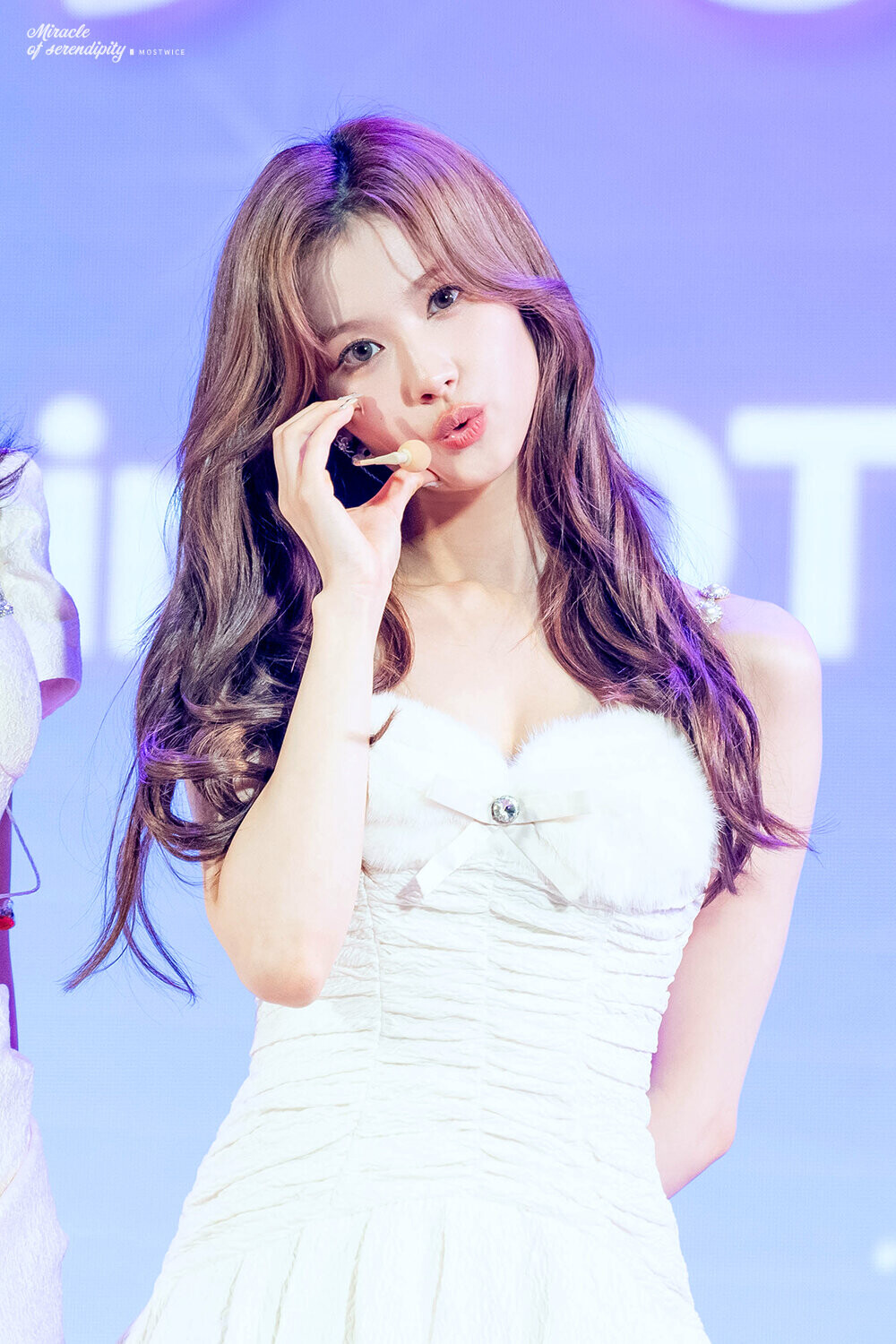 231014 TWICE Sana - Lotte Duty Free All Night Party | kpopping