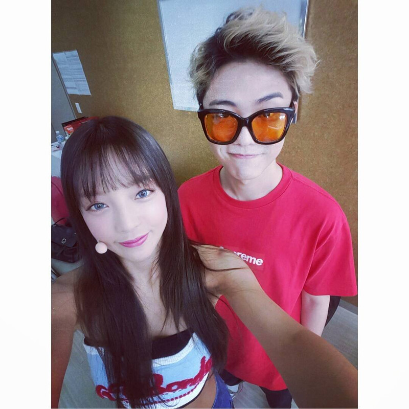 150721 KARA Hara Instagram Update documents 1