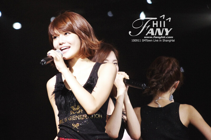 100911 Girls' Generation Sooyoung at SMTOWN Live in Shanghai documents 1