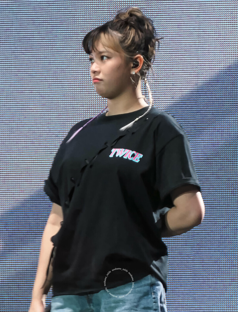 230709 TWICE Jeongyeon - ‘READY TO BE’ World Tour in Atlanta documents 1