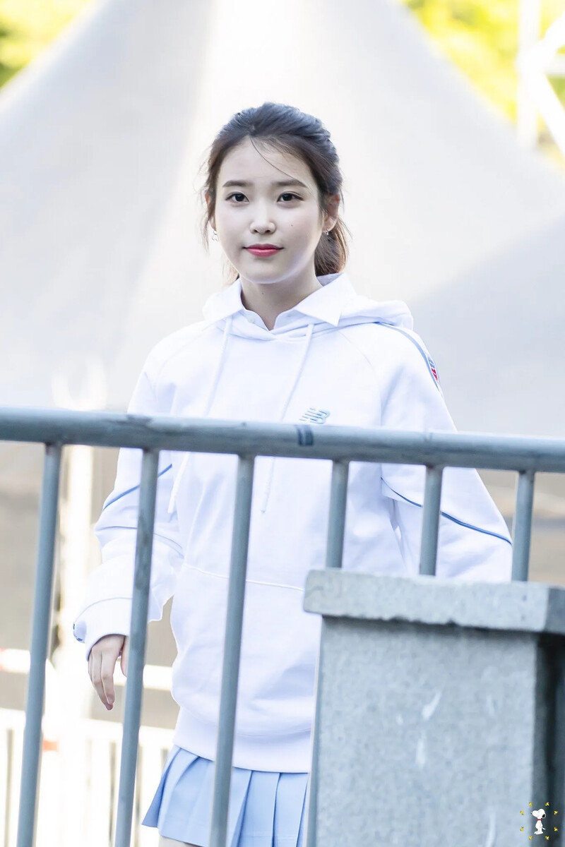 iu_snoopy-D4uDnlwU8AAKBvz-20190421-20-14.jpg