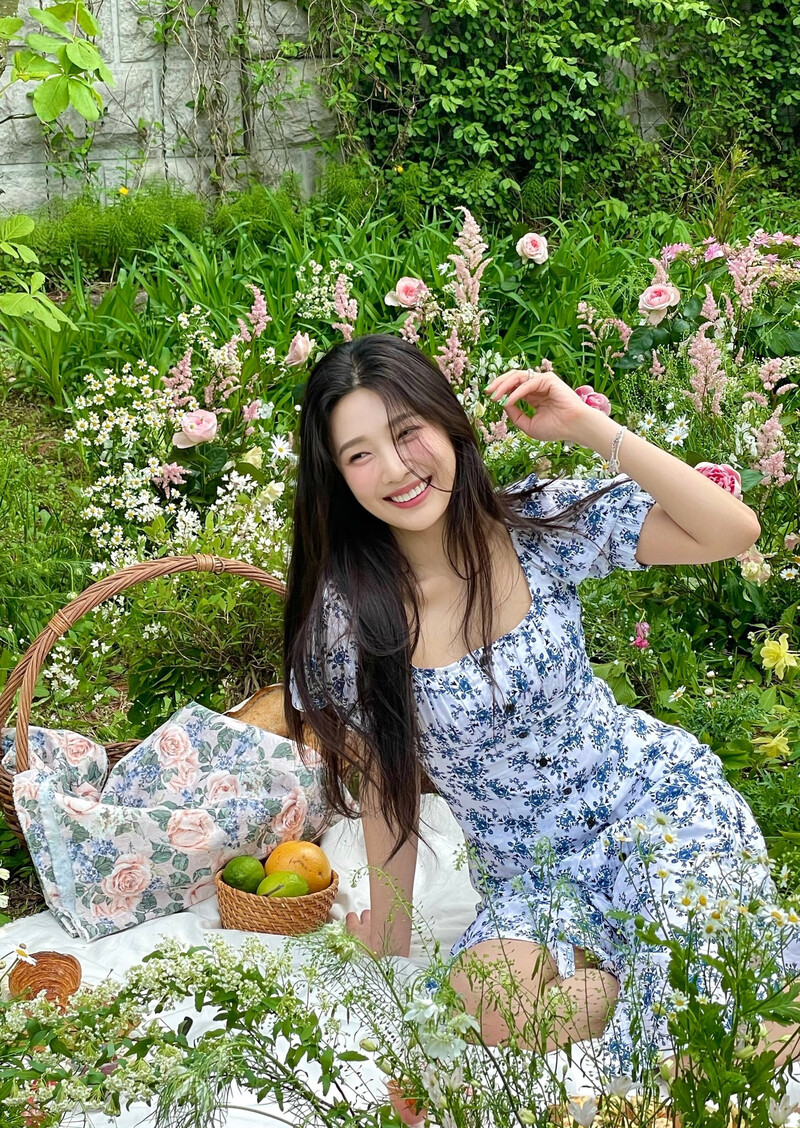 210609 Red Velvet Twitter Update - Joy documents 2