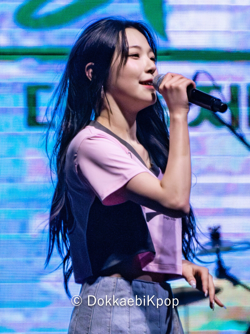 240509 fromis_9 Jiheon at Seokyeong University Festival documents 1