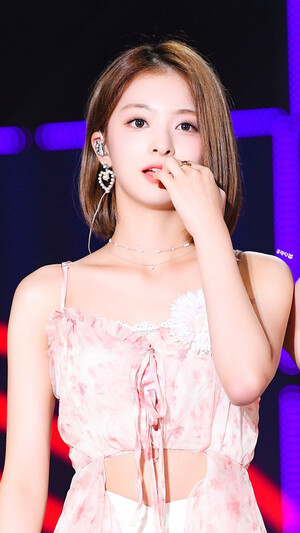 220809 fromis_9 Nagyung - KBS Open Concert in Ulsan