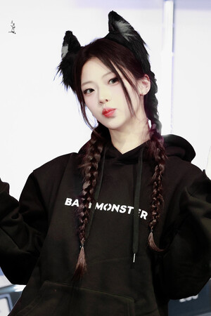 241110 BABYMONSTER Ruka - YG SELECT FANSIGN EVENT